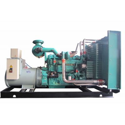 500kw重慶康明斯柴油發(fā)電機(jī)組-重慶康明斯6缸柴油機(jī)KTAA19-G5柴油發(fā)電機(jī)組,缸徑/行程：159/159mm,柴油發(fā)電機(jī)組水冷發(fā)動(dòng)機(jī)功率555KW,柴油發(fā)電機(jī)組配套馬拉松斯坦福發(fā)電機(jī)。廠價(jià)直銷(xiāo)歡迎選購(gòu)：13773399855。